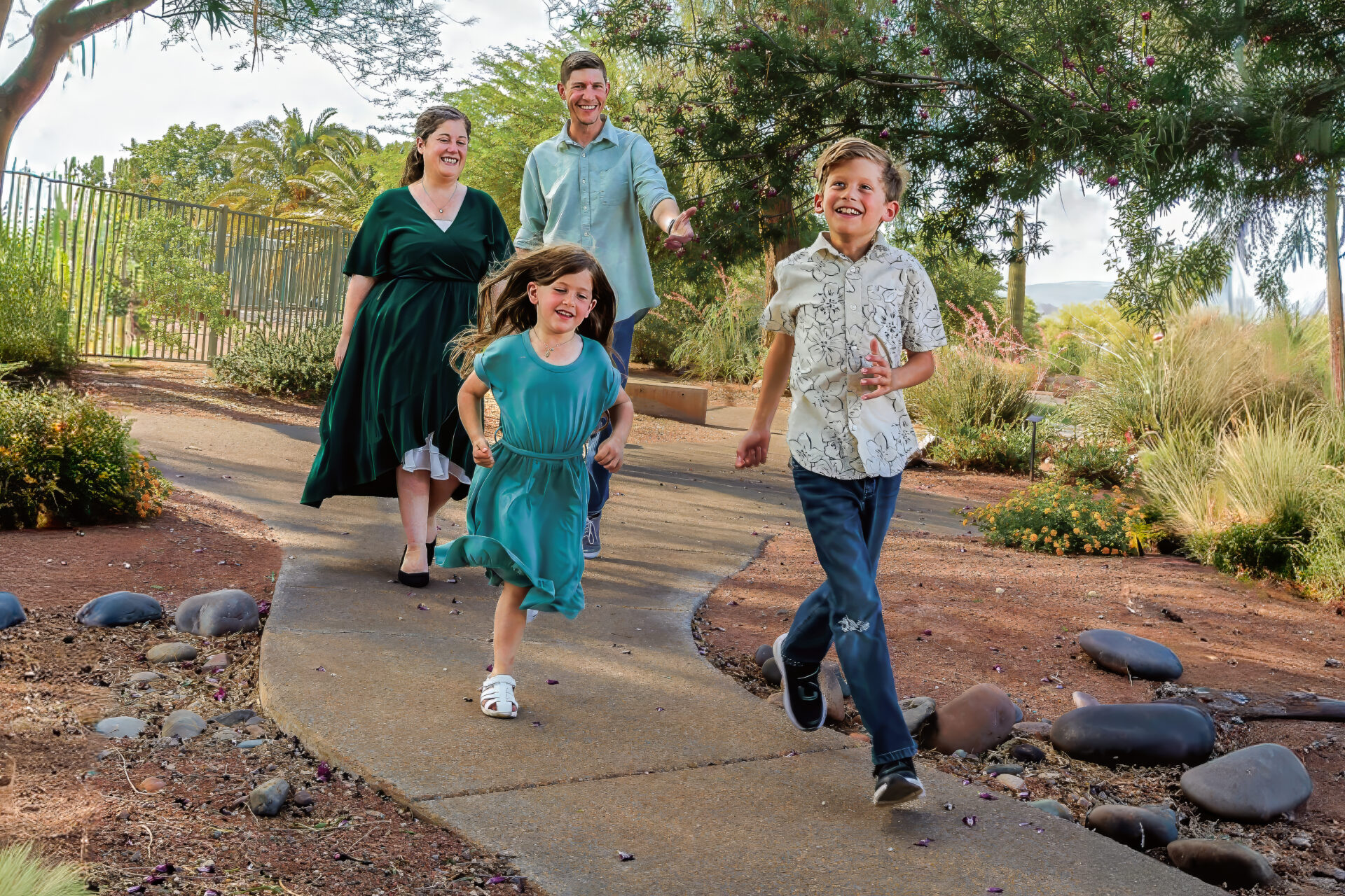Las Vegas Family Photo Session in a Park
